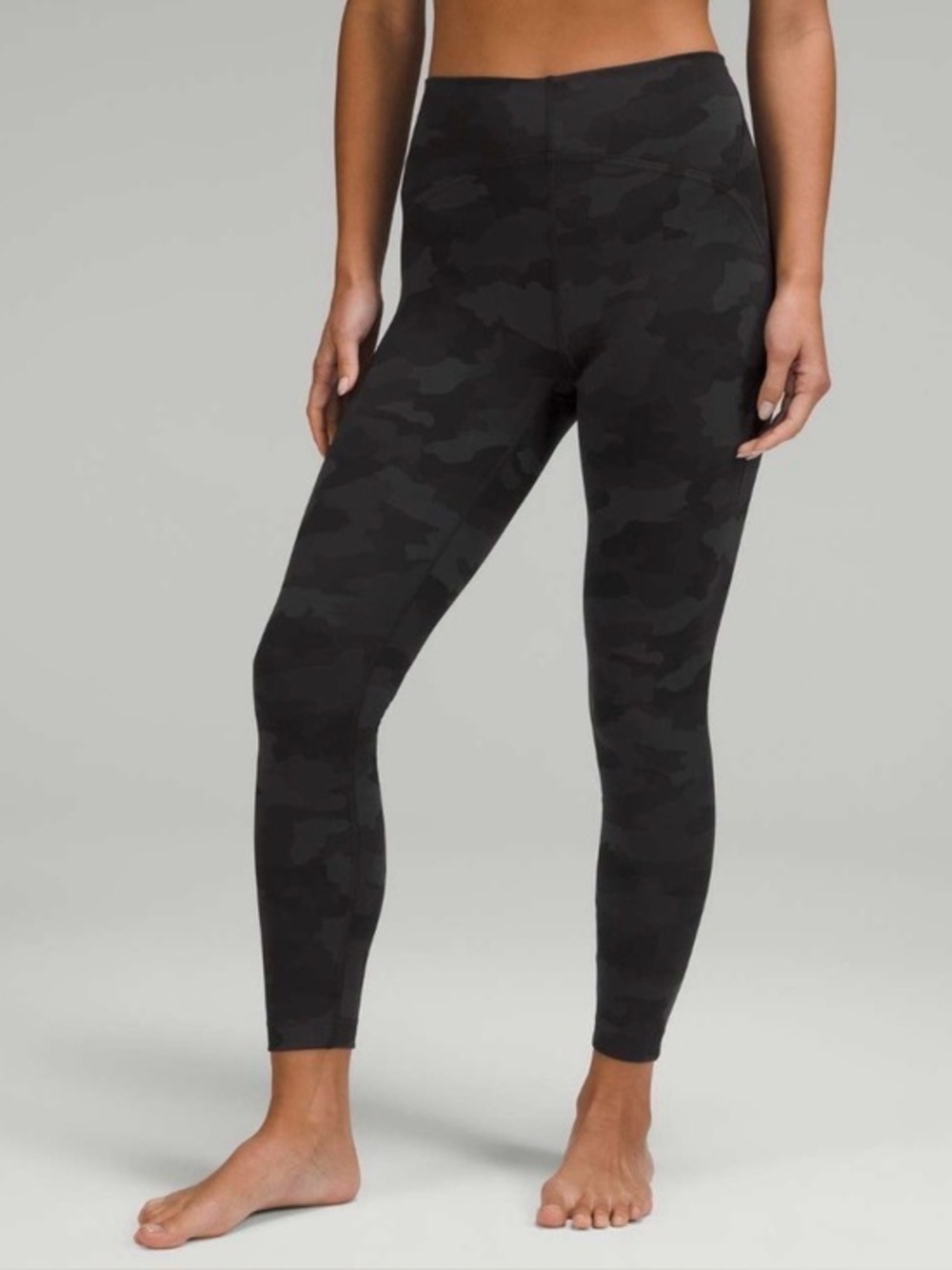 Lululemon InStill High-Rise Tight 25" Size 6